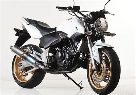 Pilih Naked Bike Why Not Ini Dia Alasan Mengapa Brosist Memilih Naked Bike ENOANDERSON