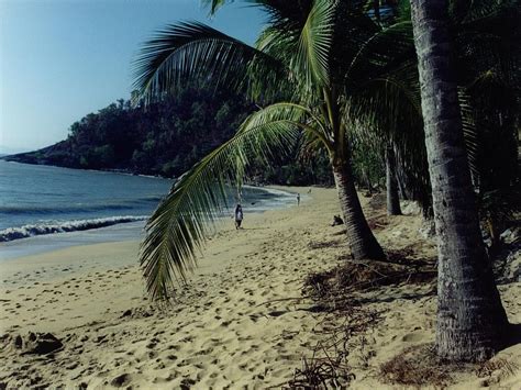 queensland beach