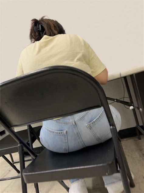 Latina Manager In Jeans Part Tight Jeans Forum