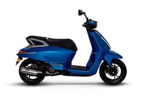 Peugeot Django Evo 2023 Retro Roller Neu