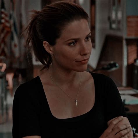 Erin Lindsay Chicago Pd Ideias Para Personagens Personagens Insta