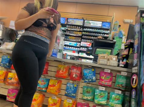 Another Thick Latina Oc NO VIDS Spandex Leggings Yoga Pants Forum