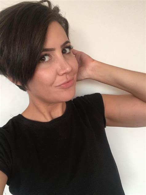 Se Divorcia Y Se Rompe La Vagina Con Un Vibrador Estarguapas