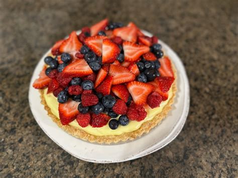 Fruit Custard Tart – KH Confections