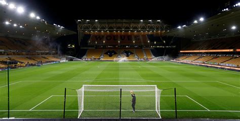 Wolves Fc Fc The Wolves Molineux English Out Of Darkness