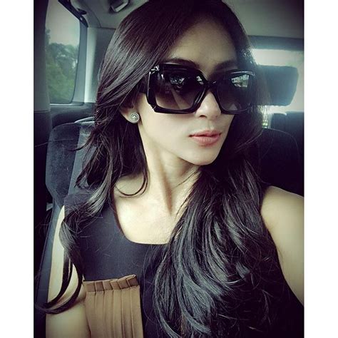 Bebizie Foto Hot Selfie Kenakan Kaca Mata Penyanyi Dangdut Indonesia FOTO HOT SELEBRITIS