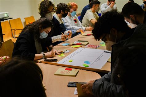 Vuelven los talleres de estudiantes Transformación Digital UMU