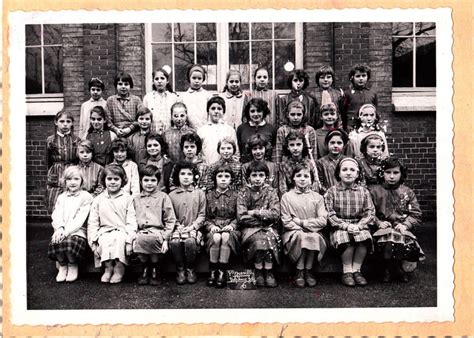 Photo De Classe 6EME De 1962 ECOLE DELPHINE GAY Copains D Avant