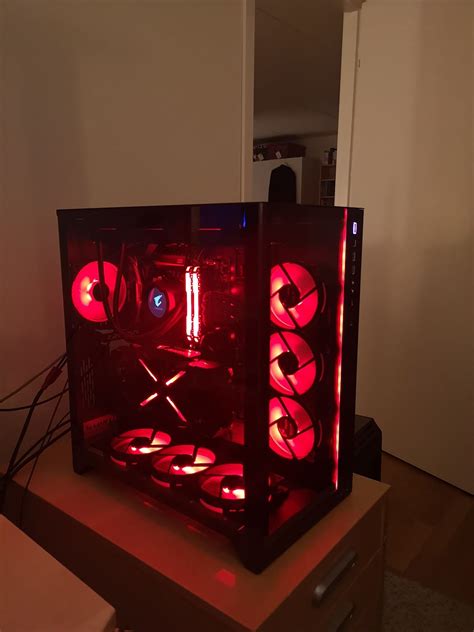 Rebuilt my rig in the Lian Li 011 Dynamic XL : r/gigabytegaming