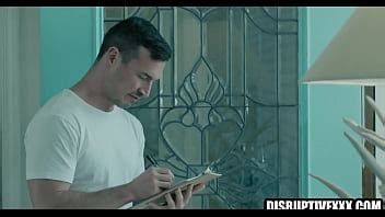 Repartidor Follado A Pelo Por Un Cliente Colgado Xvideos