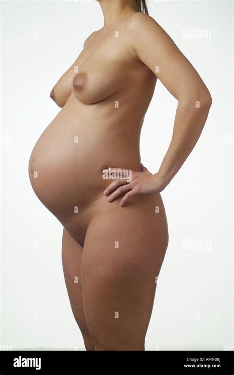 A Naked Pregnant Woman Stock Photo Alamy