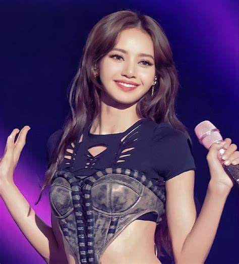 Lalisa Manoban Lisa Blackpink Instagram Lisa Blackpink Hot Photoshoot Lisa Bp