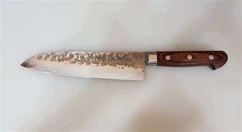 Santoku Knife: What is It Used For? | CulinaryLore