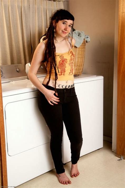 White Rasta Type Urtica Displays Hairy Goods Porn Pictures XXX Photos Sex Images PICTOA