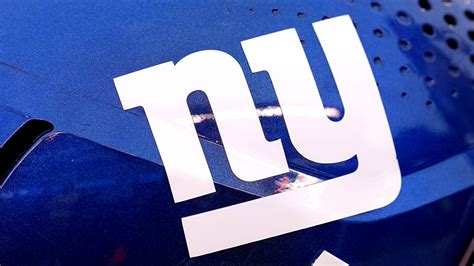 The New York Giants Retro Uniforms Are An Affront To Humanity