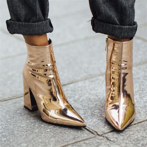 Combining Metallic Shoes This Is How You Style The Trend Fashiola