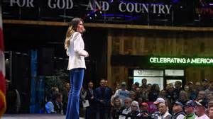 Glenn Youngkin, Tulsi Gabbard help Kristi Noem campaign in Sioux Falls