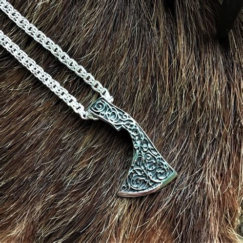 Секира Перуна «резная» - Логово Волка — интернет магазин амулетов и ...