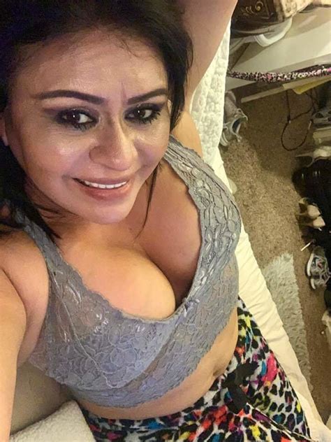 Madura Guapa Morena Tetuda Exedecan Buenos Y Firmes Pechos Porn Pictures Xxx Photos Sex