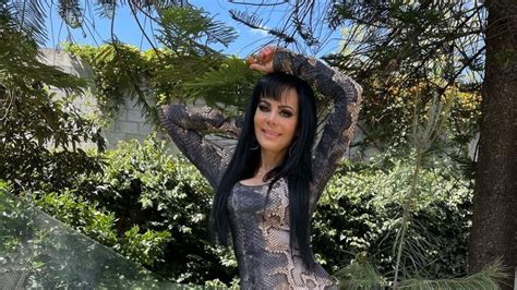 Sensualidad de la tercera edad Famosas que posaron en BIKINI FOTOS El Heraldo de México