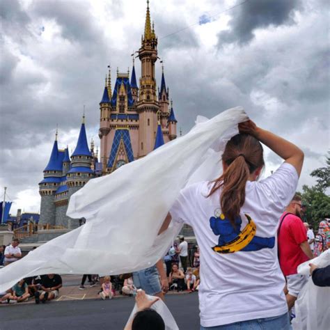 Six flags silver pass 2025 perks are changing for frequent visitors 9