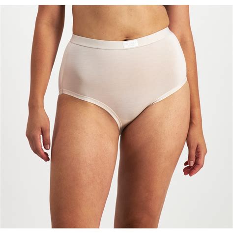 Jockey Women S Comfort Classics Bamboo Full Briefs Pack Nude Maroon Size BIG W