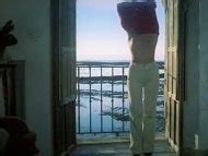 Naked Ágata Martín in Intercambio de parejas frente al mar