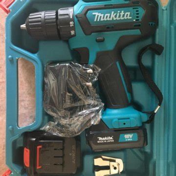Makita шуруповерт 18в – купить в Барнауле, цена 3 600 руб., дата ...