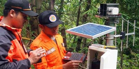 BPBD Pasang Alat Canggih Deteksi Longsor Inilah