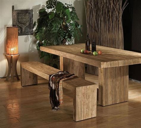 Стол из массива дерева