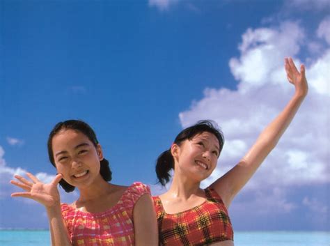 Asian Babes Yoko Mitsuya And Saori Nara Sexy Beach Bikini Pics