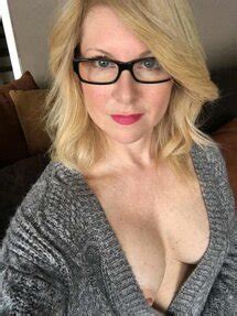 Whats The Name Of This Milf 1709362 NameThatPorn