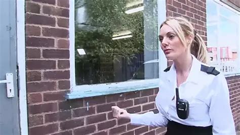 Deutsche Lockige Haare Amateur Milf Sekret Rin Macht Mmf Dreier Im B Ro Xhamster