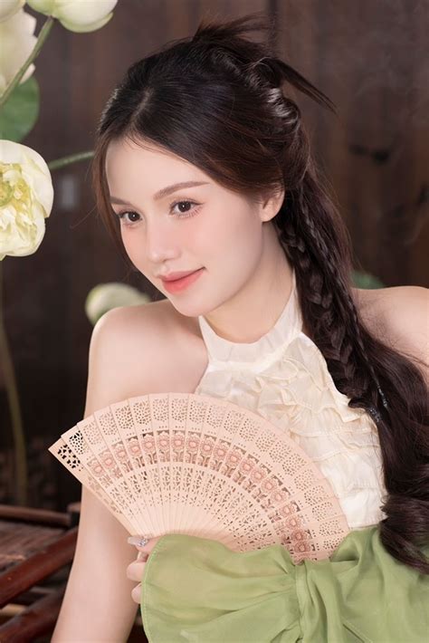 Tổng hợp Hình ảnh Thị Nhung mặc bikini sexy mới nhất