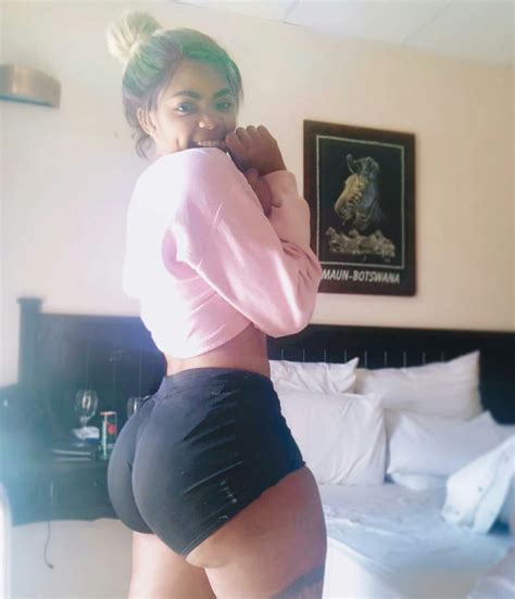 Thicc N Shy Porn Pic