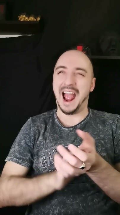 Дебил Дебила видит из Далека - YouTube