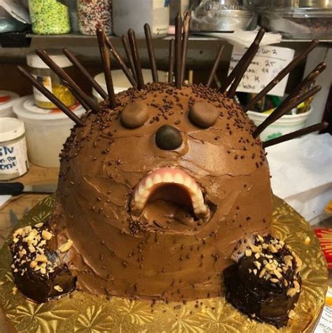 30 Failed Attempts Of People Who Tried To Make Hedgehog Cakes