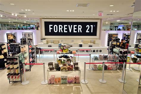 Most Popular Fashion Stores Wherebackgammonsetupbe