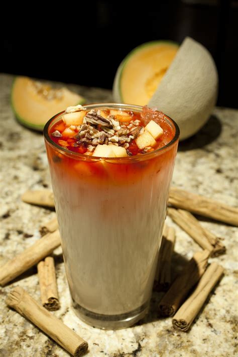 Agua De Horchata Con Tuna Y Nuez Real De Oaxaca