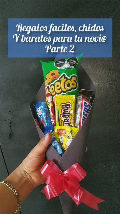 Descubre ideas de ramos de hot wheels y manualidades para regalar cumpleaños en este tablero