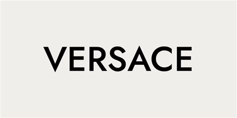 Versace’s Wardrobe Essentials for 2024