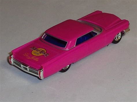 CADILLAC COUPE DeVILLE Hot Wheels HARD ROCK CAFÉ Loose NEW