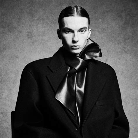 Saint Laurents Fw23 Menswear Runway Champions Androgyny