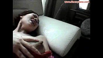 MILF Amatoriale Lecca Le Sue Tette XVIDEOS