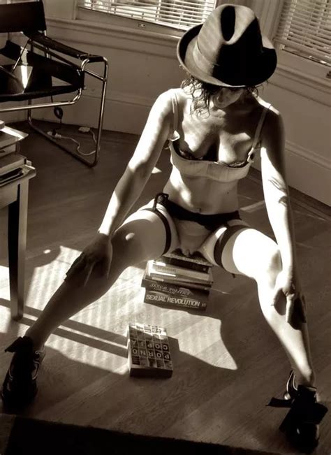 Book Photos Request Nudes Drawmensfw Nude Pics Org