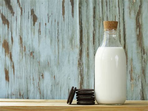 Молоко в бутылке фото (Большая коллекция фотографий) - artshots.ru