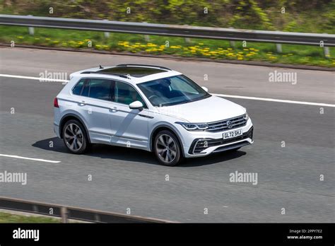 2022 VW Volkswagen Tiguan R Line Tsi S A 1 5 Tsi EVO 150 DSG Auto 2WD