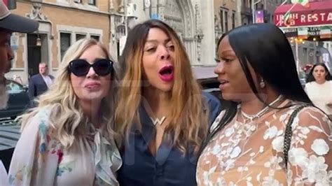 Wendy Williams Meets Up With Friends for Ladies' Night in New York City