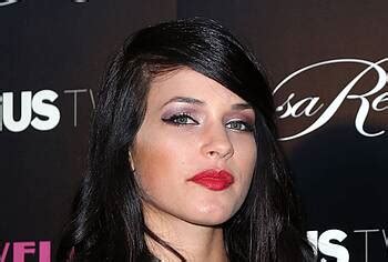 Alexis Knapp Nude And Sexy Photos PlayCelebs Net