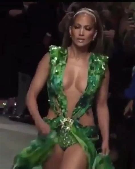 Jennifer Lopez In Skimpy Green Dress 2019 03 Big Tits Porn XHamster
